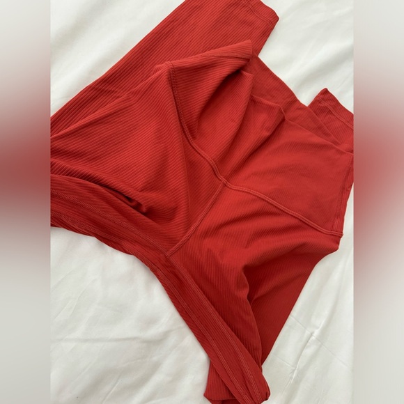 Lululemon Align Ribbed High-Rise Pant 25"
Cayenne red orange fall autumn - Picture 9 of 12